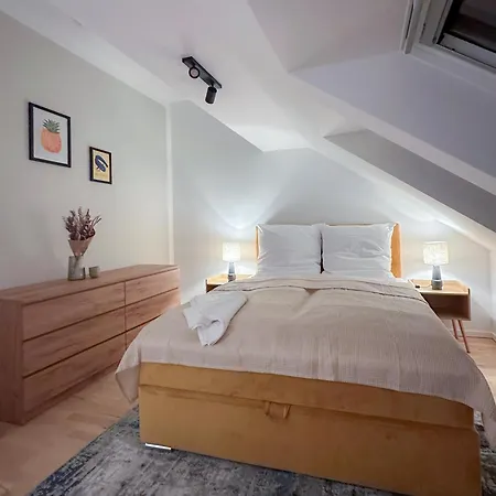 Soulscape Citylight - Loft - 2 Schlazimmer, Modern, Zentrumsnah, Gratis Wifi Daire